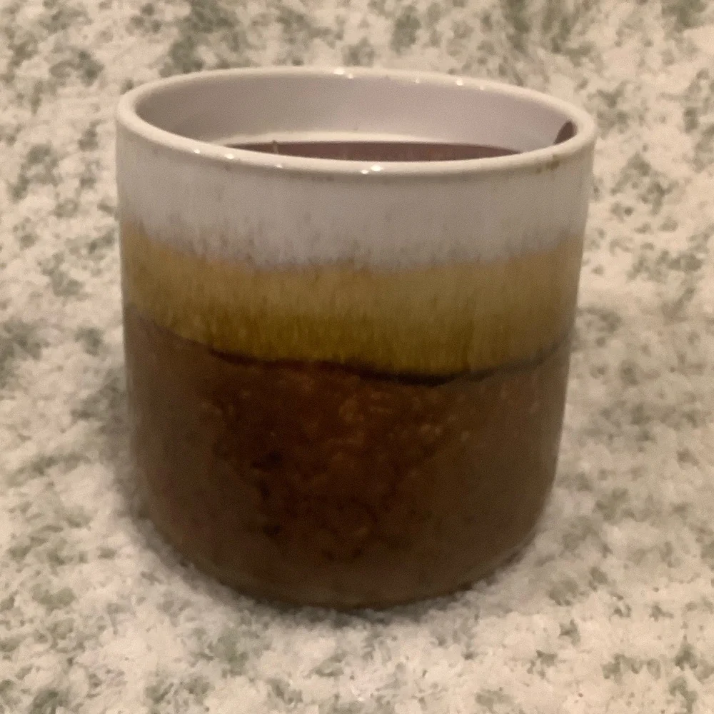 Ceramic Scented Honey Bun Soy Candle NWT 14 oz.   - Brown Gold and White Glazing - Picture 14 of 16